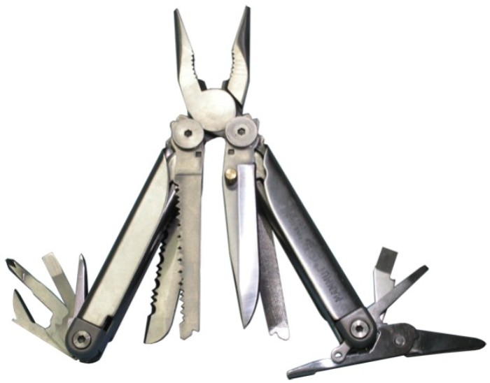 17-in-1 Knife Scissors Pliers Screwdriver Multi Tool Kit